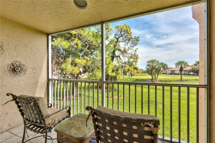 175 Turtle Lake Ct 210, Naples, Florida 34105