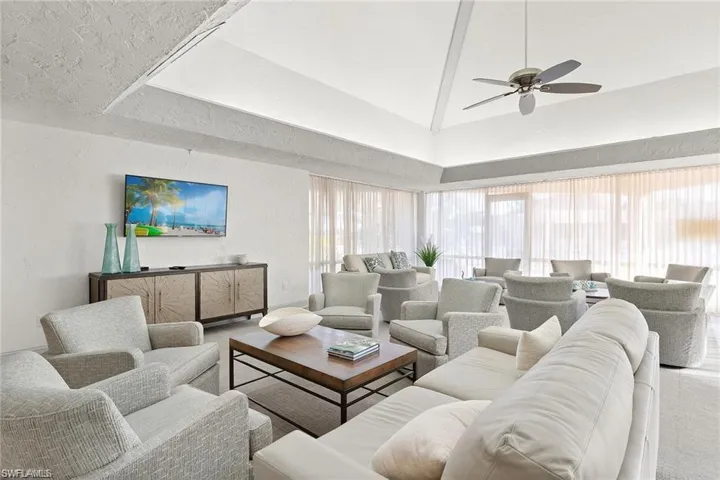 175 Turtle Lake Ct 210, Naples, Florida 34105