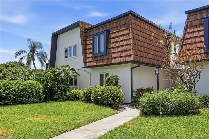 428 Meadowlark Ln 428-b, Naples, Florida 34105