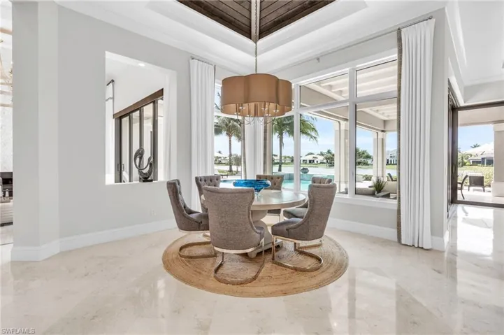 Casual Dining with spectacular views