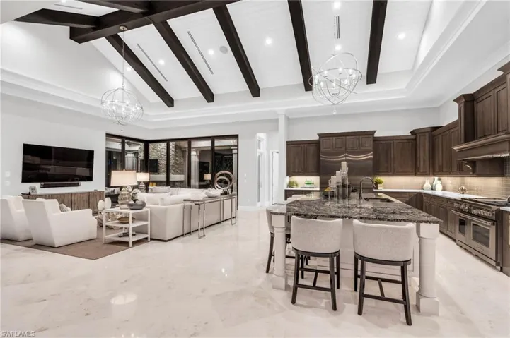 The perfect, spacious layout. A mix of elegance and comfort