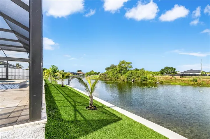 509 NE 5th  TER, Cape Coral, FL 33909