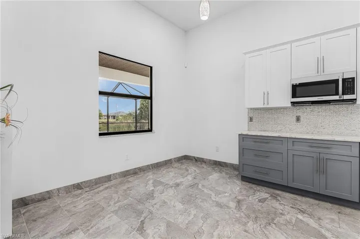 509 NE 5th  TER, Cape Coral, FL 33909