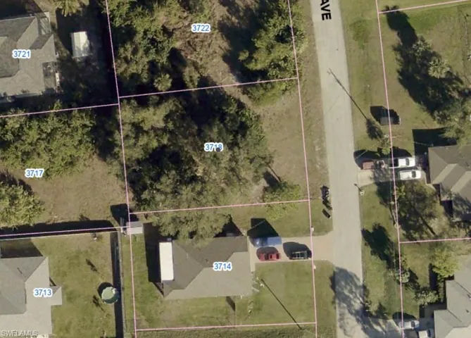 3718 Ne 16th Ave, Cape Coral, Florida 33909
