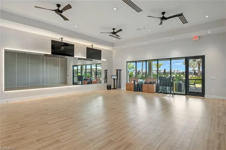 15844  Triesta  LN, Naples, FL 34114