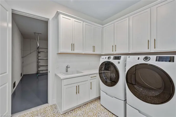 15844  Triesta  LN, Naples, FL 34114