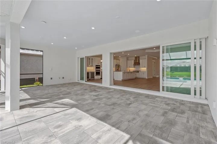 15844  Triesta  LN, Naples, FL 34114