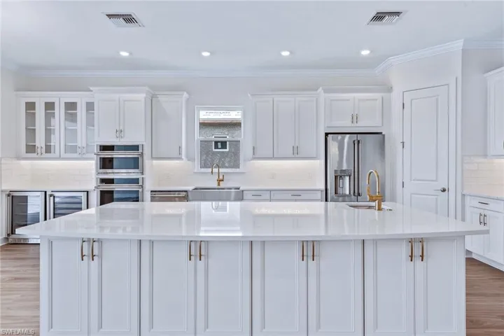 15844  Triesta  LN, Naples, FL 34114