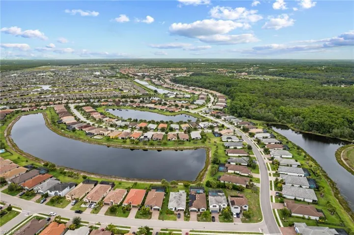 16141 Palmetto Prairie Dr, Alva, Florida 33920