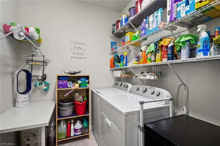 16141 Palmetto Prairie Dr, Alva, Florida 33920