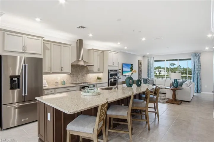 4578 Arboretum Cir 202, Naples, Florida 34112