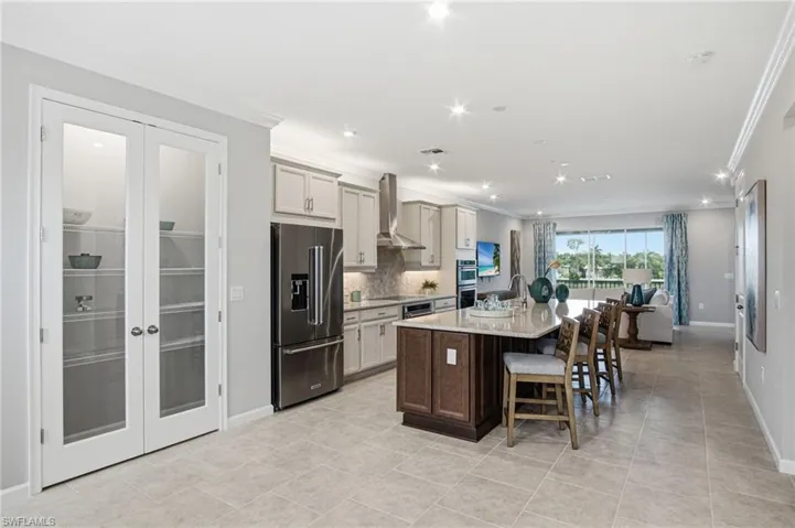 4578 Arboretum Cir 202, Naples, Florida 34112