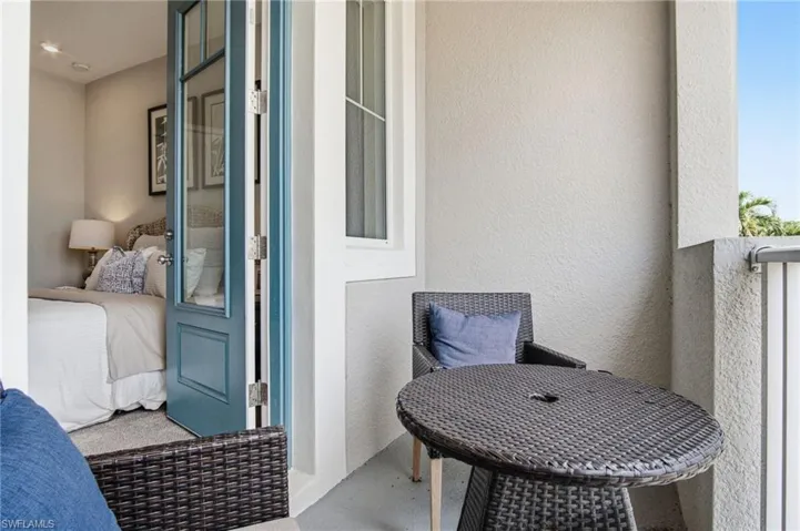 4578 Arboretum Cir 202, Naples, Florida 34112