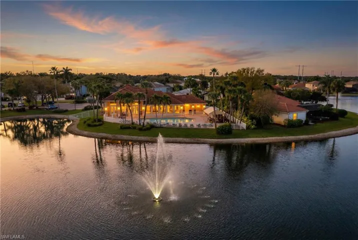 11239  Lakeland  CIR, Fort Myers, FL 33913