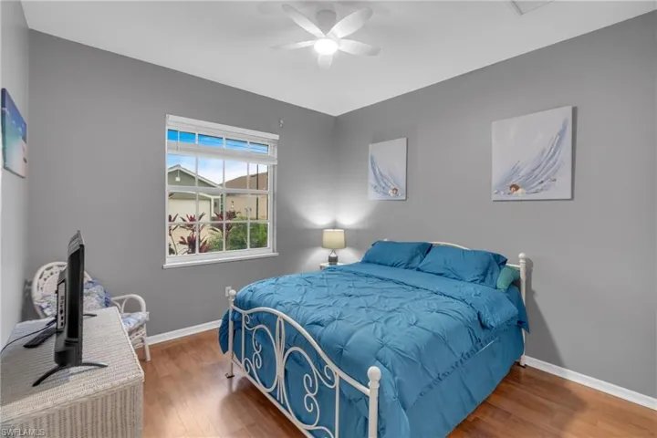 11239  Lakeland  CIR, Fort Myers, FL 33913