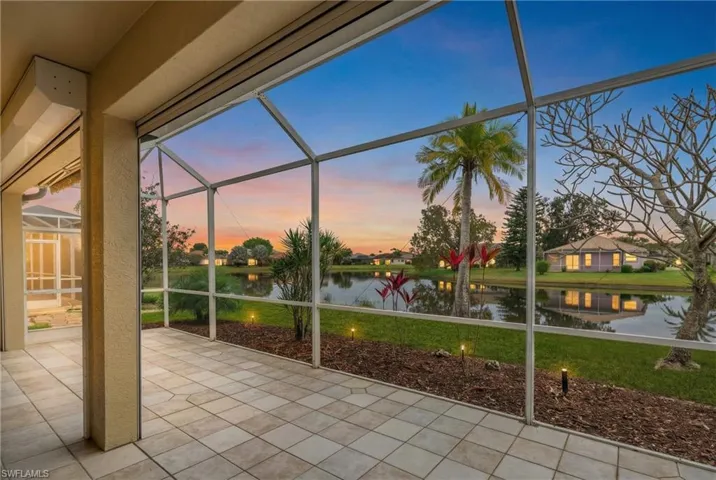 11239  Lakeland  CIR, Fort Myers, FL 33913