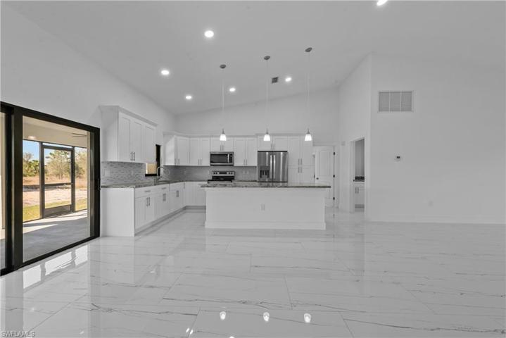 7871  16th  PL, LABELLE, FL 33935