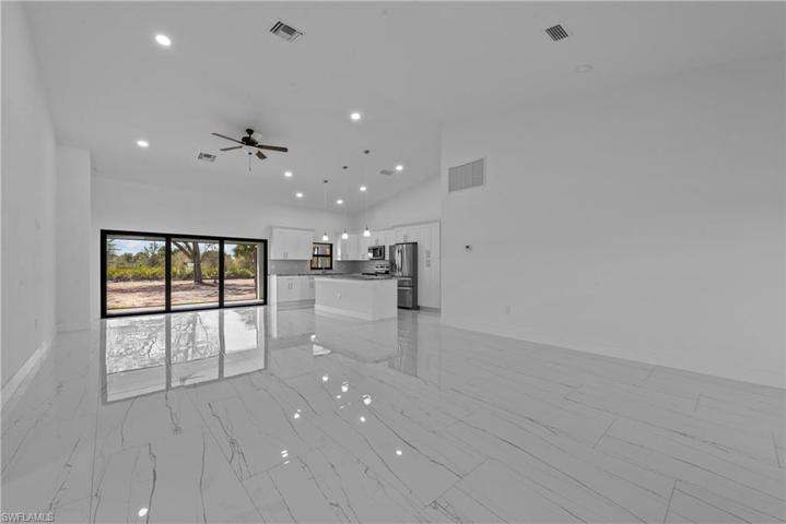 7871  16th  PL, LABELLE, FL 33935