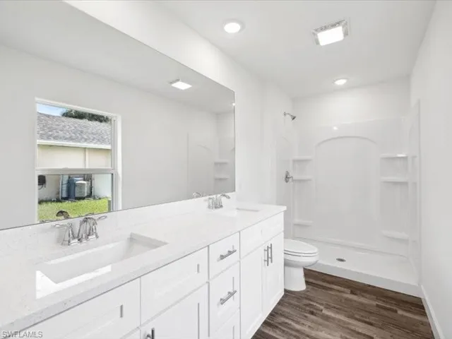315 NW 18th  TER, Cape Coral, FL 33993