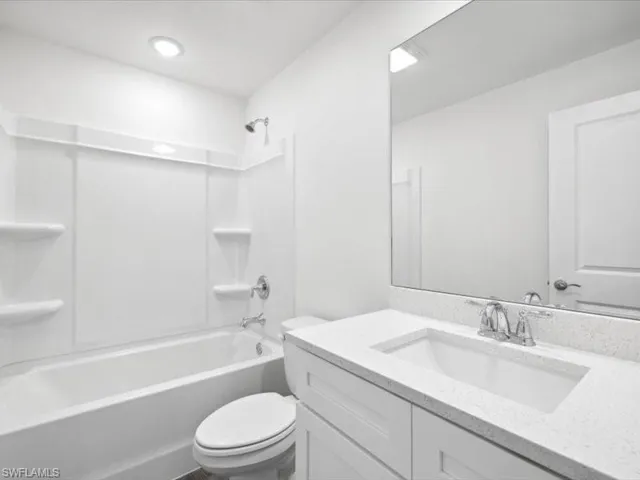 315 NW 18th  TER, Cape Coral, FL 33993