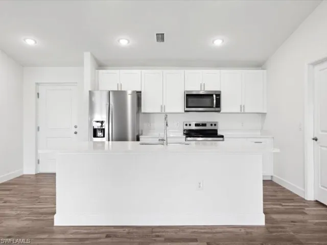 315 NW 18th  TER, Cape Coral, FL 33993