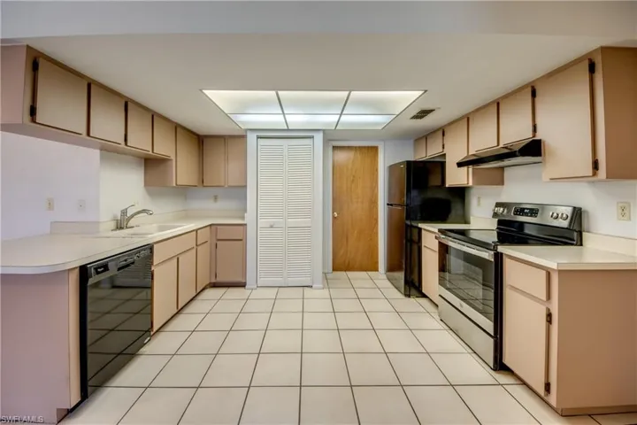 3421/3423 Skyline Blvd, Cape Coral, Florida 33914