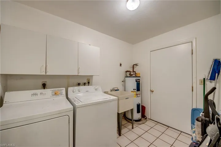 3421/3423 Skyline Blvd, Cape Coral, Florida 33914