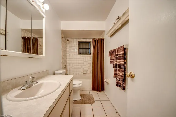 3421/3423 Skyline Blvd, Cape Coral, Florida 33914