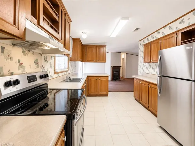 8269  Penny  DR, North Fort Myers, FL 33917