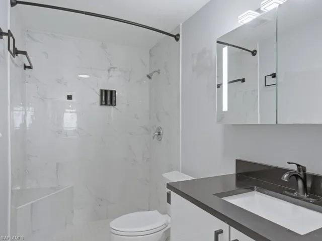 3577 Hibiscus Ave, Naples, Florida 34104