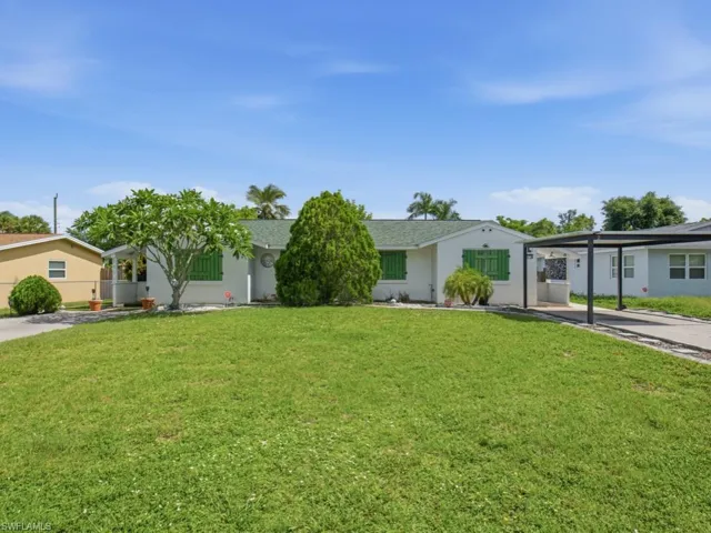 3577 Hibiscus Ave, Naples, Florida 34104
