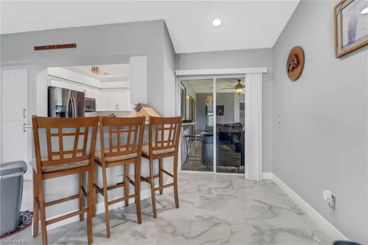 1009 SE 5th  AVE, Cape Coral, FL 33990