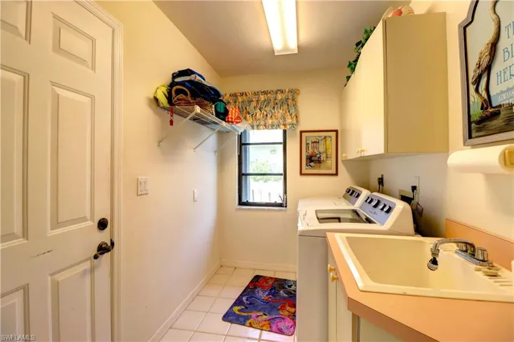 Laundry South Side