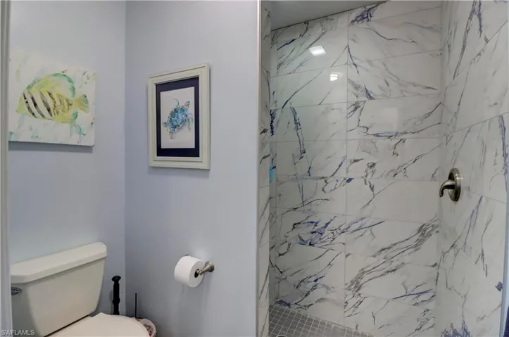 Master Bath South Side