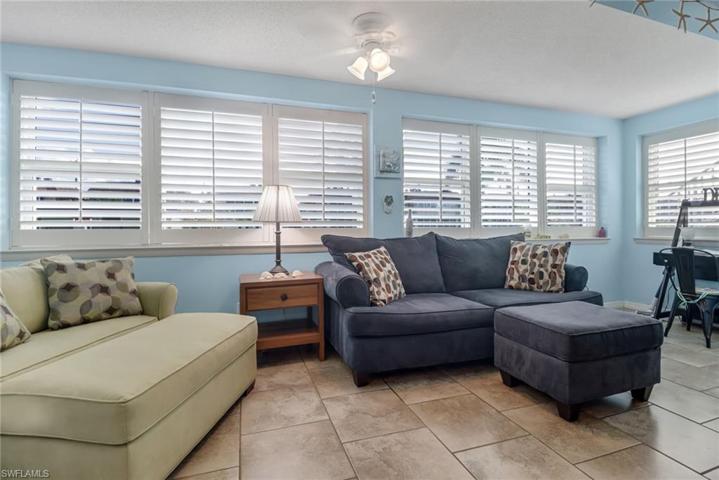 den/Office/sunroom