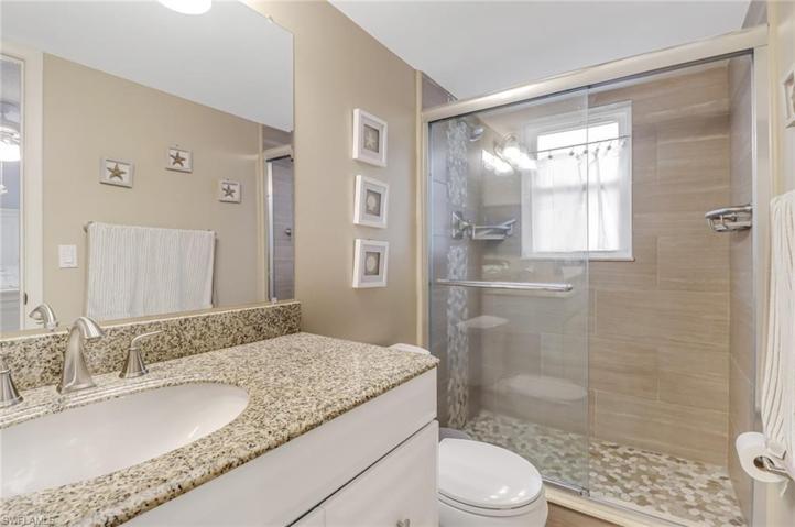 Master suite bath