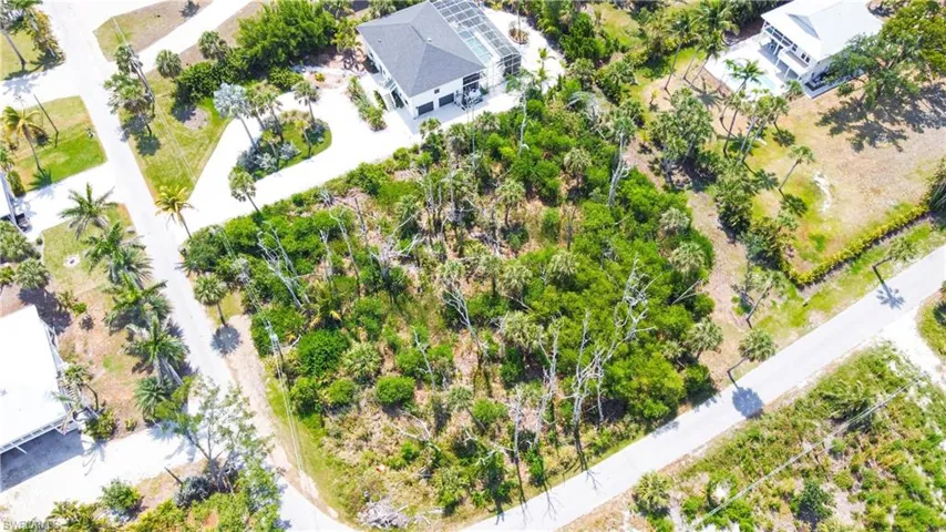 13451 Almond Dr, Fort Myers Fl 33908