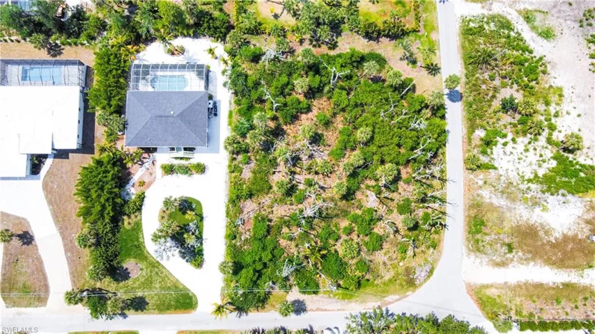 13451 Almond Dr, Fort Myers Fl 33908