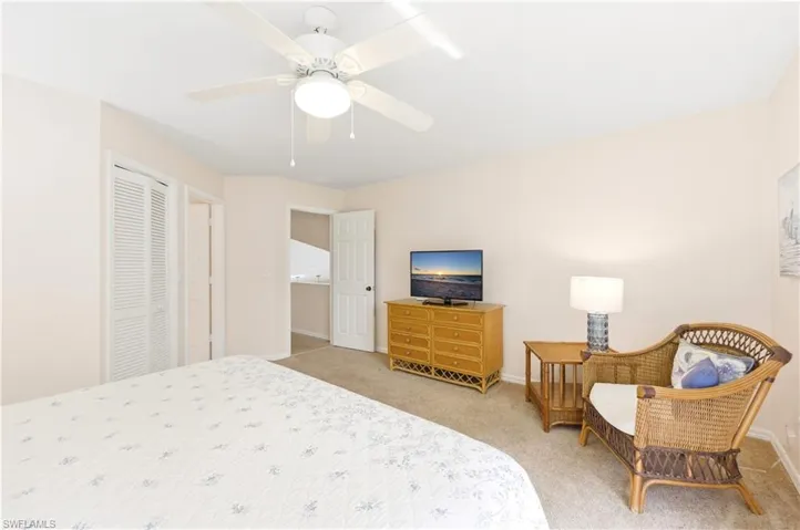 Upstairs bedroom #2