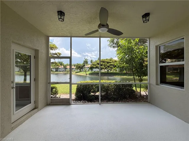 359 Dover Pl 101, Naples, Florida 34104