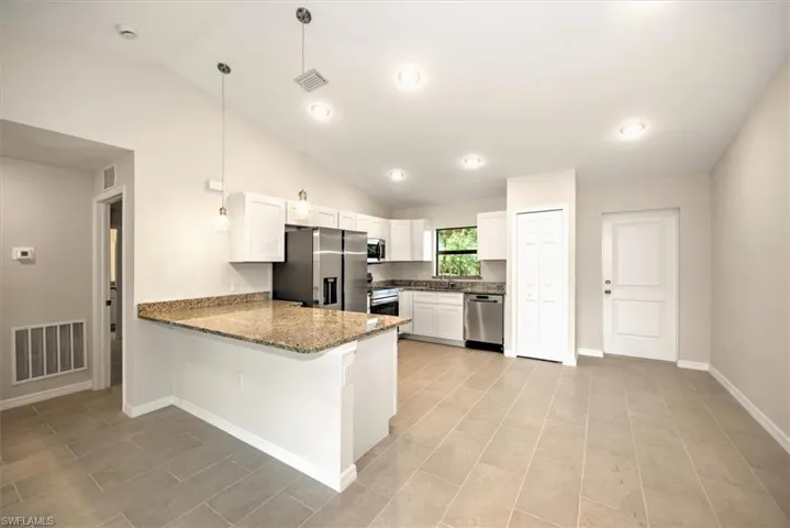3012 S Lakewood  RD, Labelle, FL 33935