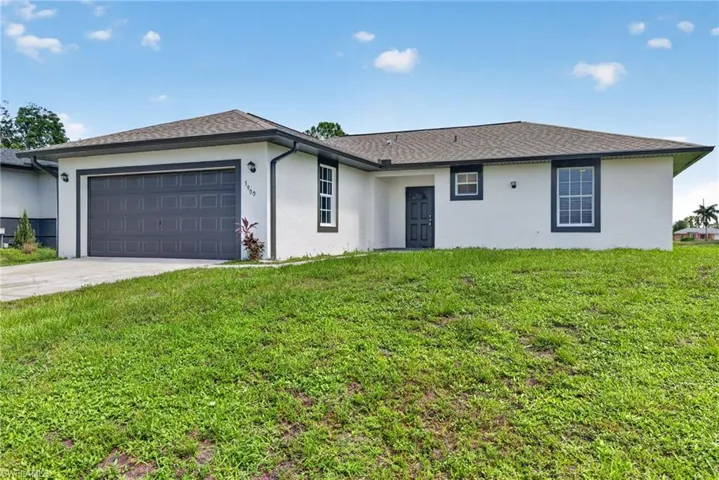 3900 4th St Sw, Lehigh Acres, Florida 33976