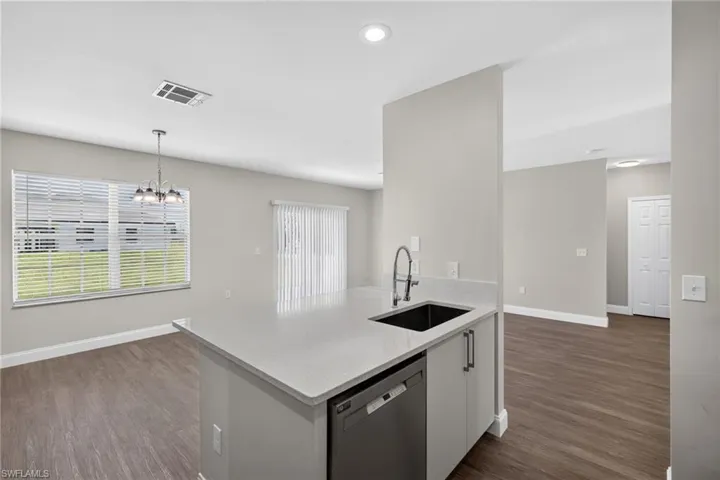 3900 4th St Sw, Lehigh Acres, Florida 33976