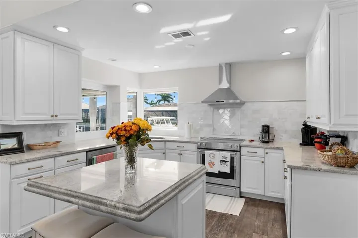 1609 Villa Ct, Marco Island, Florida 34145