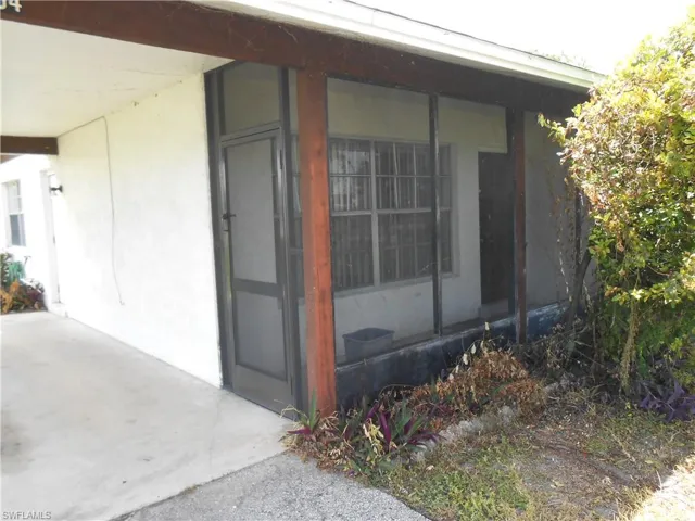 404 Joel Blvd, Lehigh Acres, Florida 33936