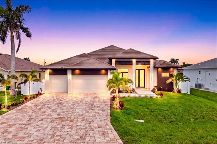 114 Sw 36th Pl, Cape Coral, Florida 33991