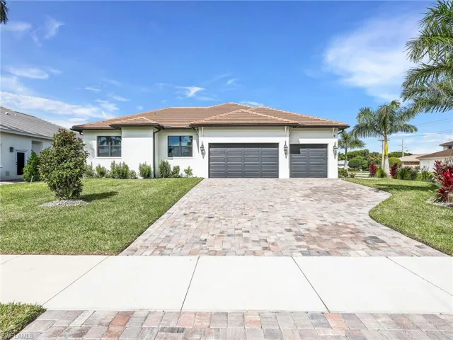 328 Heathwood Dr, Marco Island, Florida 34145