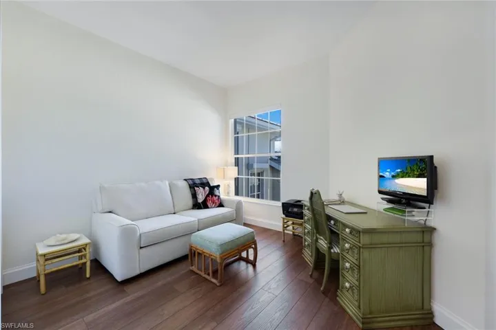 1826  Seville  BLVD, Naples, FL 34109