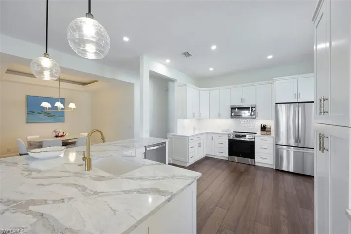 1826  Seville  BLVD, Naples, FL 34109