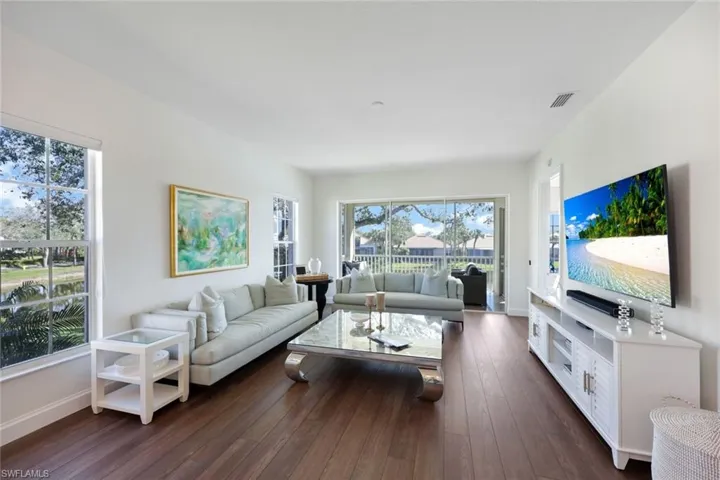 1826  Seville  BLVD, Naples, FL 34109